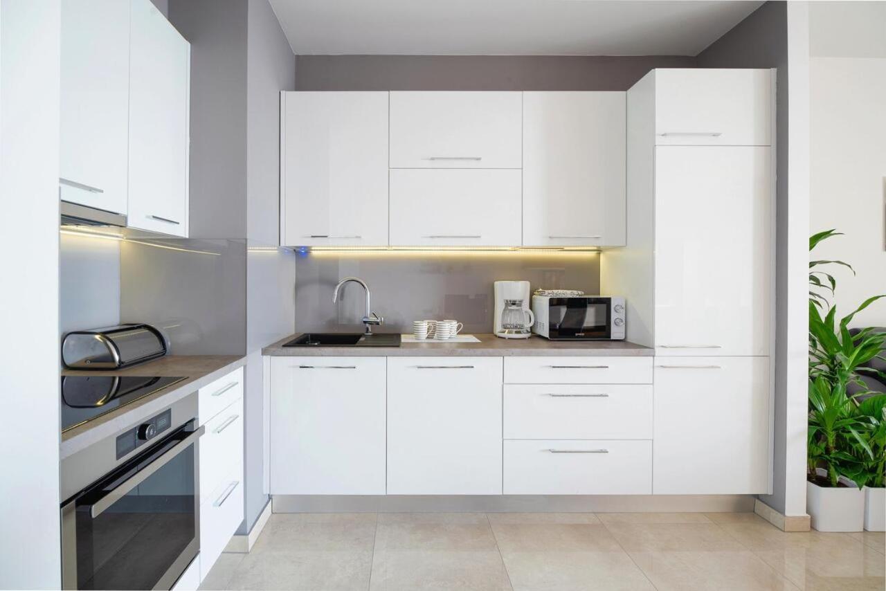 Sea View Apartment Ema Split Dış mekan fotoğraf