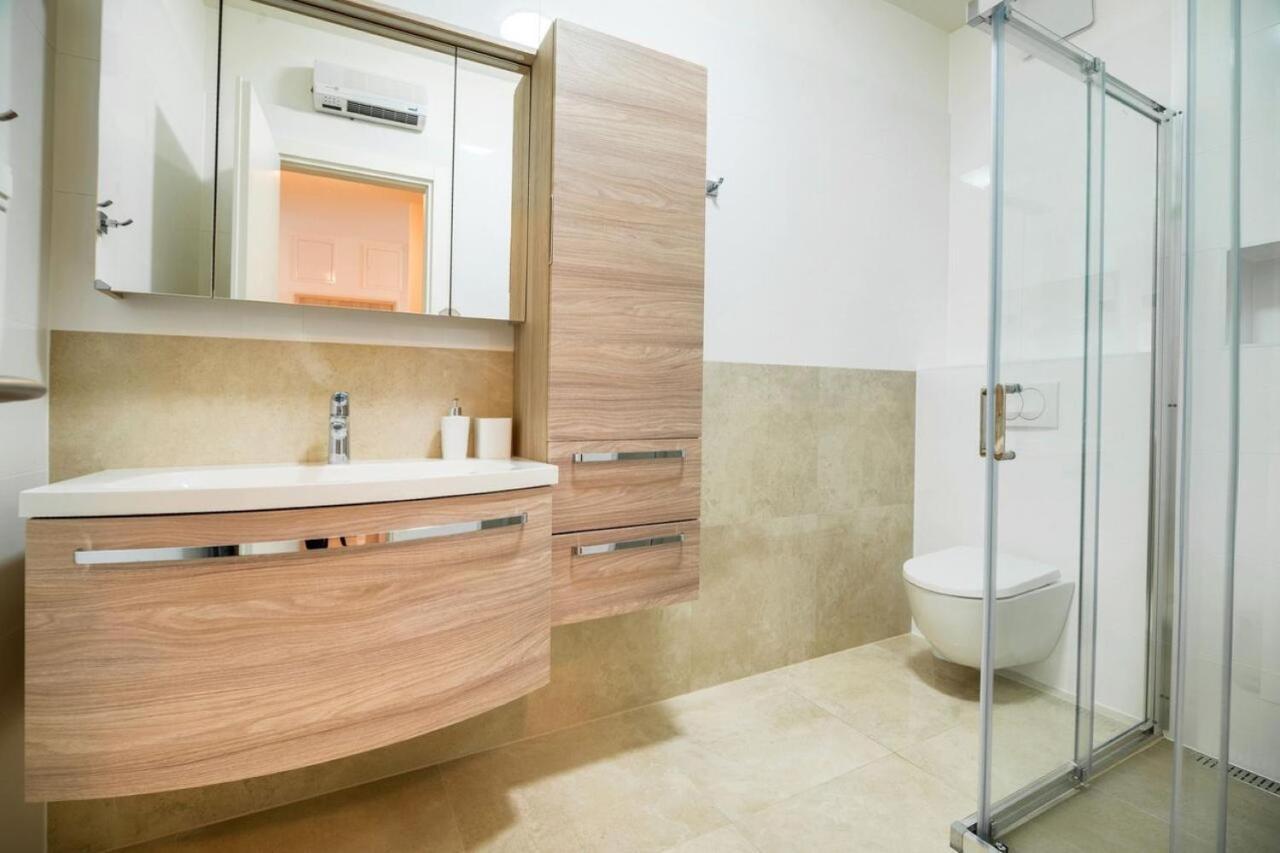 Sea View Apartment Ema Split Dış mekan fotoğraf