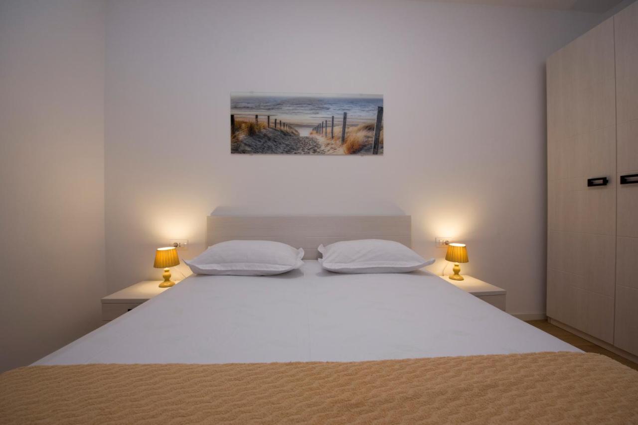 Sea View Apartment Ema Split Dış mekan fotoğraf